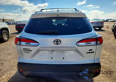 2024 Toyota Corolla Cross Se z USA, uszkodzony, nr VIN 7MUFBABG3RV033790